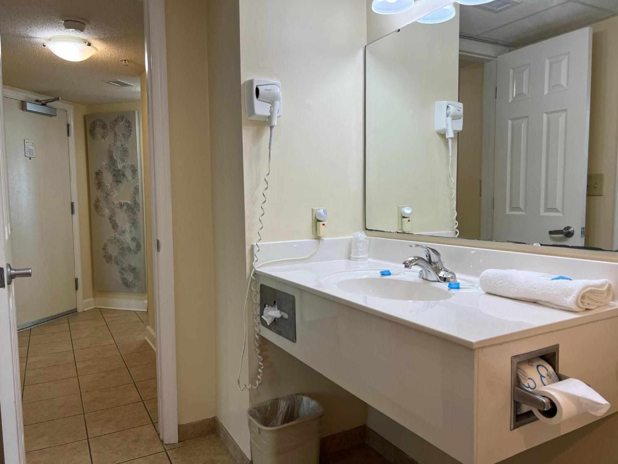2501 S Ocean Blvd, 0811 - Ocean Front Sleeps 6 Villa Myrtle Beach Exterior photo