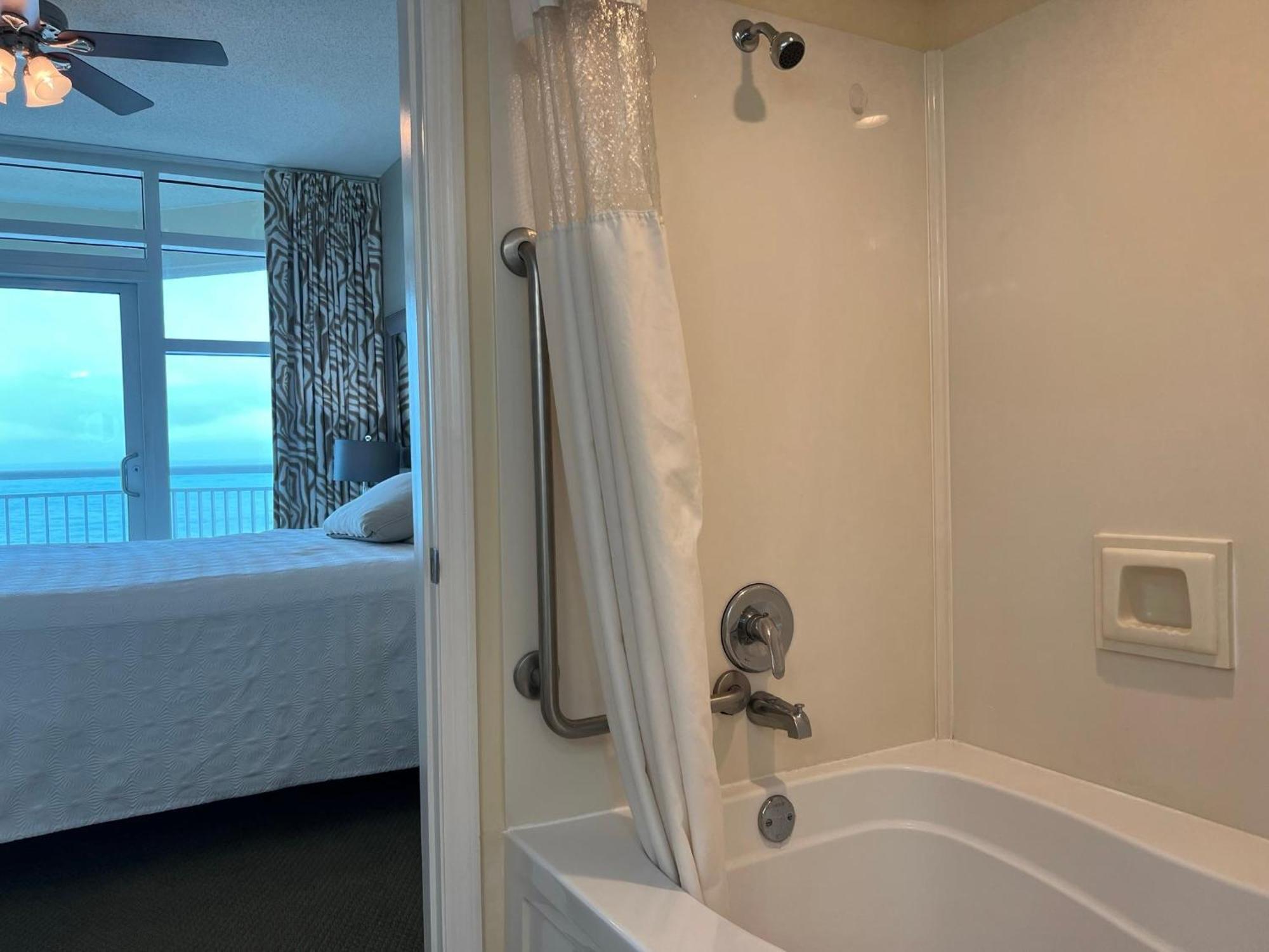 2501 S Ocean Blvd, 0811 - Ocean Front Sleeps 6 Villa Myrtle Beach Exterior photo